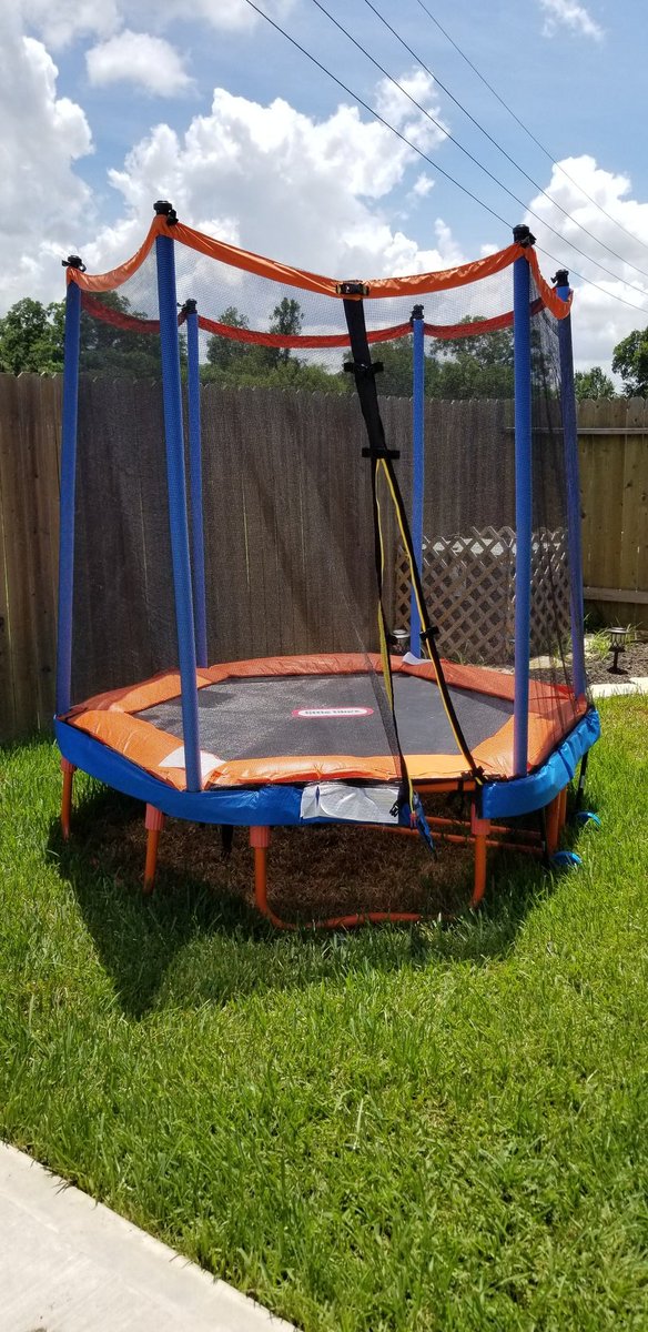LisaLittleLamb2's tweet photo. 🚨Reduced Prices: Both of these jewels must go asap! 
#LittleTikes Fold-Pack and Roll Trampoline #Saucer seat Swingset
#LikeNew #PickUp 

DM if interested! Thanks https://t.co/0nzZanlylr