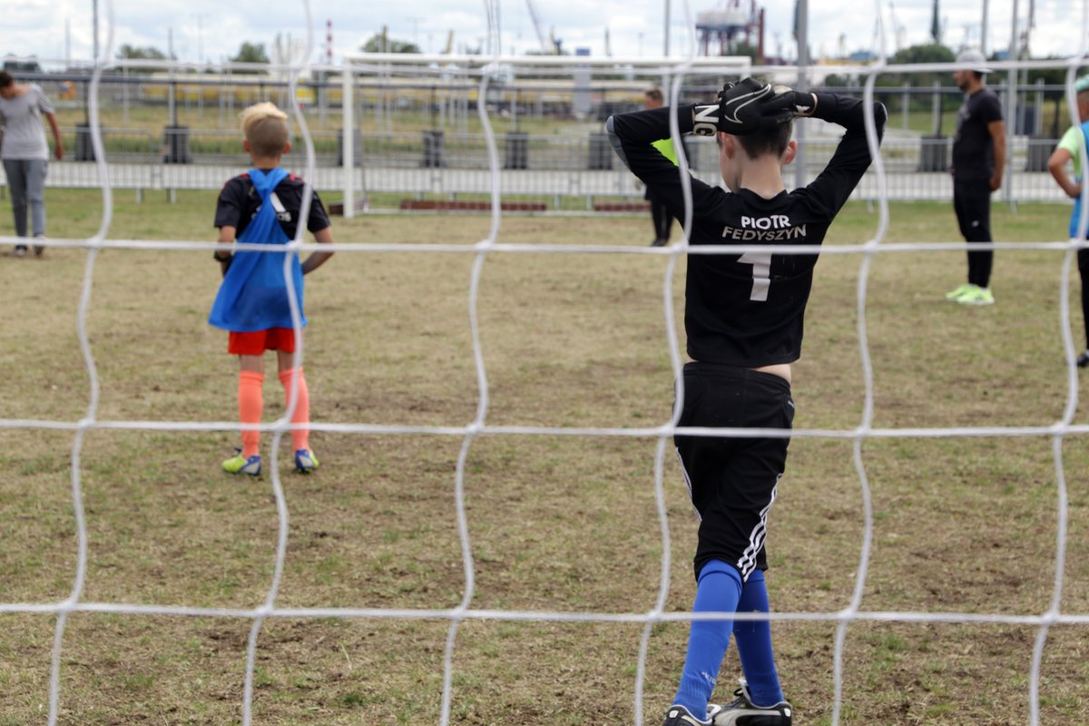 PolsatPlusArena's tweet image. Świetnie się bawiliśmy na dzisiejszej Weekendowej Strefie Aktywności.⚽👇
Jeśli chcecie poćwiczyć formę przed Stadionową Piątką to macie szansę ❗ Weźcie udział bezpłatnych zajęciach z Martą Krawczyńską. 🏃‍♂️ Treningi rozpoczną się o 12:00. Do zobaczenia pod #FUNARENA.