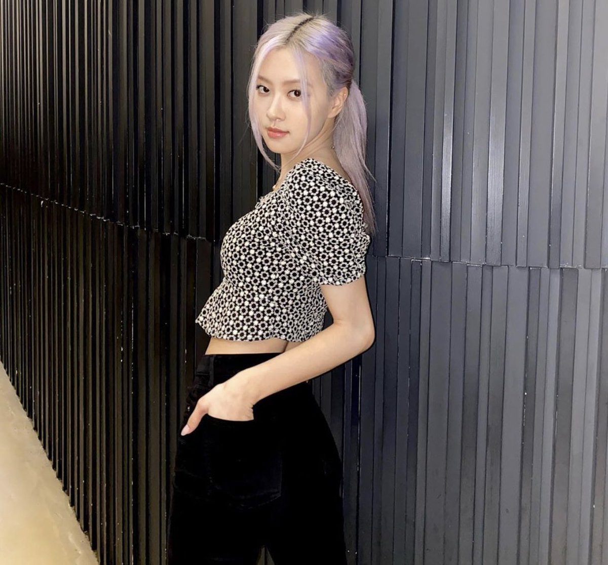 rosé pics tweet media