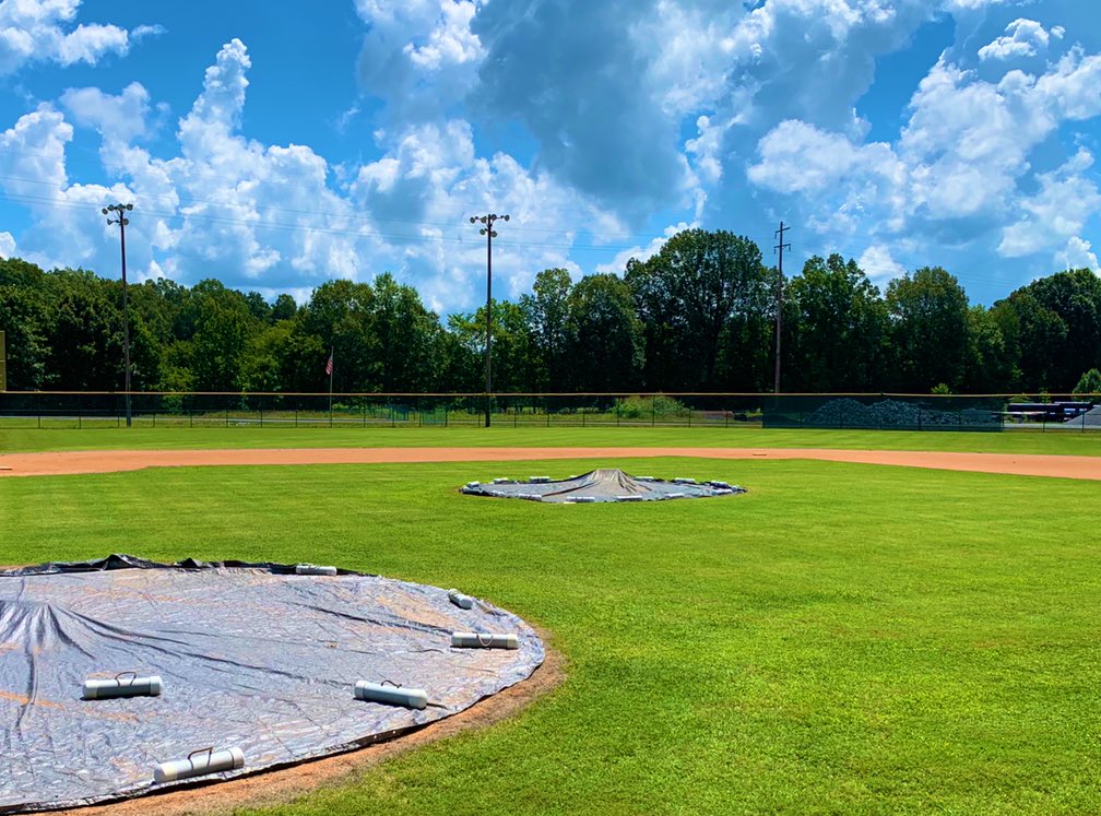 lcms_baseball's tweet photo. Patiently waiting....
@CardsCentral @Jerrod3Que @wkmsb1 @RegionHs @live_red @LCMS_LiveRed https://t.co/6F0ObSgW2Y