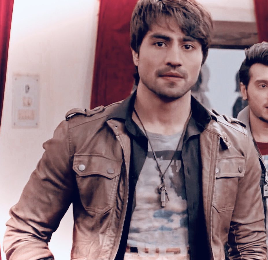 Pweettyy boy  #HarshadChopda