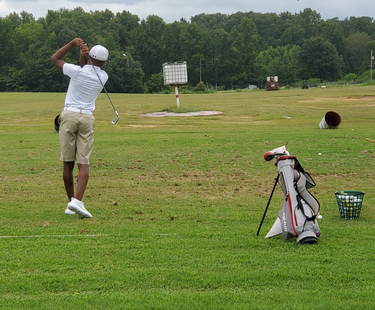 Jonesbuild4kids's tweet photo. Two golf tournaments this week. Cascades in Tyler and Watters in Plano. We are at Alpine Golf Course this morning. Our goal is to practice hard this weekend. He will compete in his first big tournament Saturday. I'm having to do some mental coaching. #candoallthings https://t.co/0F69dqkJa4