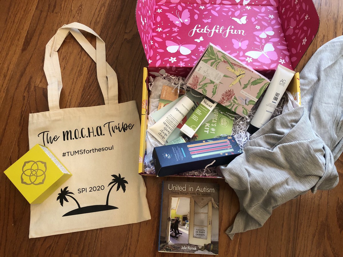 UnitedinAutism's tweet photo. Emotional support events for special needs moms may look a little different during quarantine, but even online, this event put on by Dr. Lisa Peña changed 100 lives!

Check out our next event for special needs moms at https://t.co/gbCQRs3rai https://t.co/Tn8DF66FS8