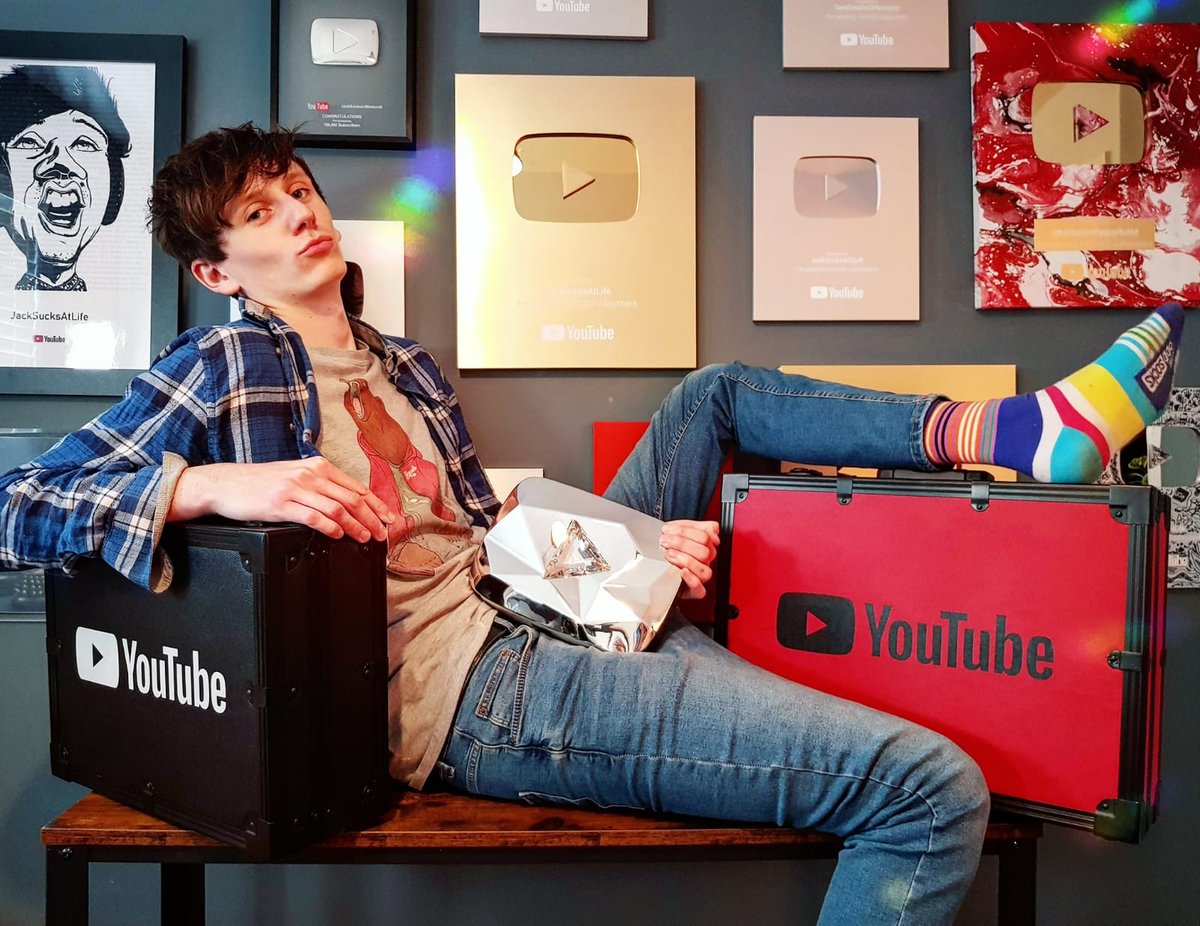 JackMasseyWelsh's tweet photo. ty for 10 million subs https://t.co/LOZjOGmR38 https://t.co/YPGesNnp3m