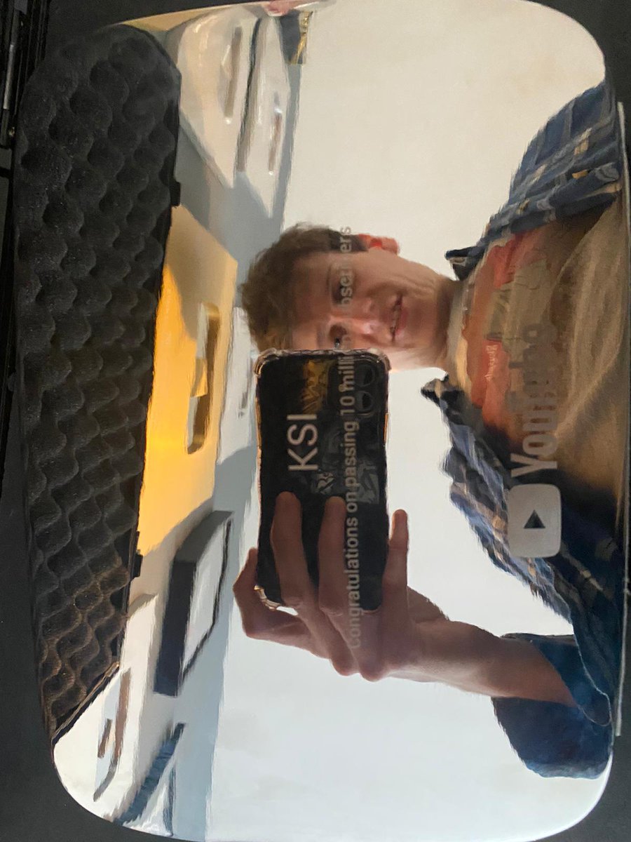 JackMasseyWelsh's tweet photo. ty for 10 million subs https://t.co/LOZjOGmR38 https://t.co/YPGesNnp3m