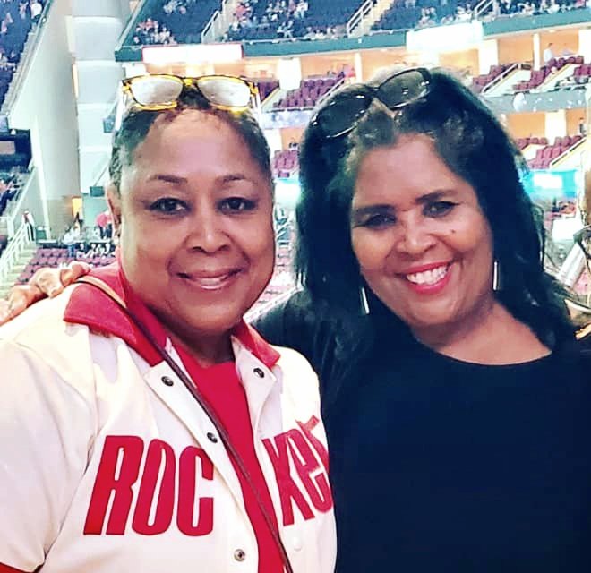 bilibu's tweet photo. My best friend, my sister @hgallow! Best friends since May 16th, 1955! We were cribmates.  We've seen the good times &amp; the not so good times, but we remain loyal &amp; true to each other. We call each other 20X a day!  #MickeyFriendsStayTrue #InternationalFriendshipWeek @Disney https://t.co/oVWcWD4ufB