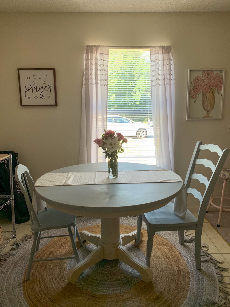 CheySlaton's tweet image. First dinner in my apartment 💕