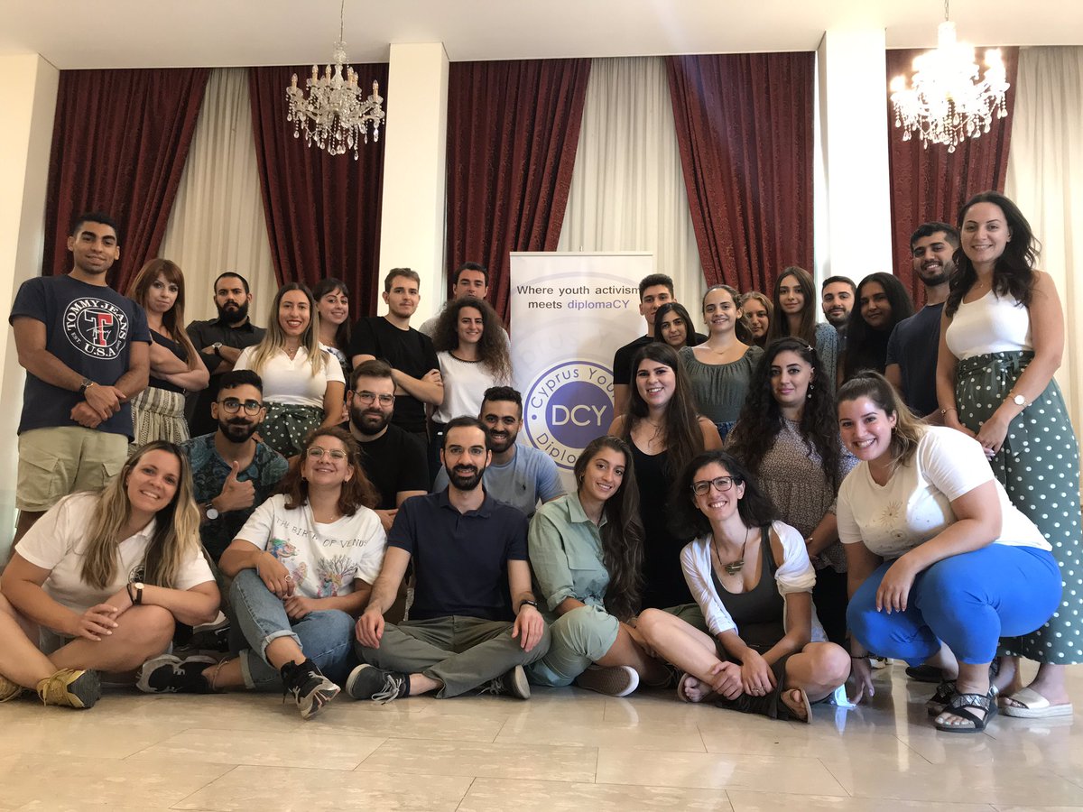 dplmCY's tweet photo. Οι #EastMedYouth Ambassadors ολοκλήρωσαν την 3μερη εκπαίδευσή τους με συγγραφή ιδεών &amp; προτάσεων για ενίσχυση των σχέσεων #EastMed! 
Ένα μεγάλο «Ευχαριστώ» στους/στις ομιλητές/τριες μας για την τιμή να συναντήσουν την ομάδα! 🙏
Μπράβο σε όλους/όλες για τη σκληρή δουλειά! 🙋‍♀️🙋‍♂️🇨🇾🕊 https://t.co/bg4yuaz5s4