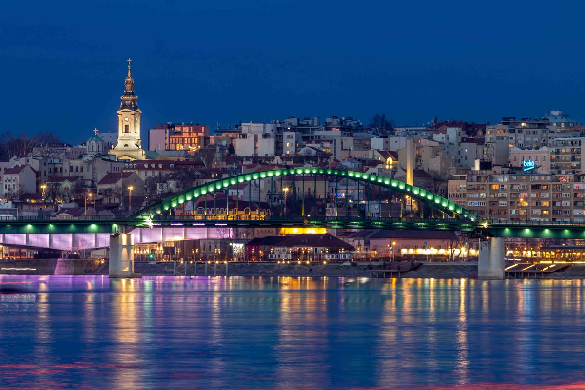 The view from this bridge is fascinating 🌉🌉🌉
Аутор фотографије📸: Александар Матић
#starisavskimost #oldsavabridge