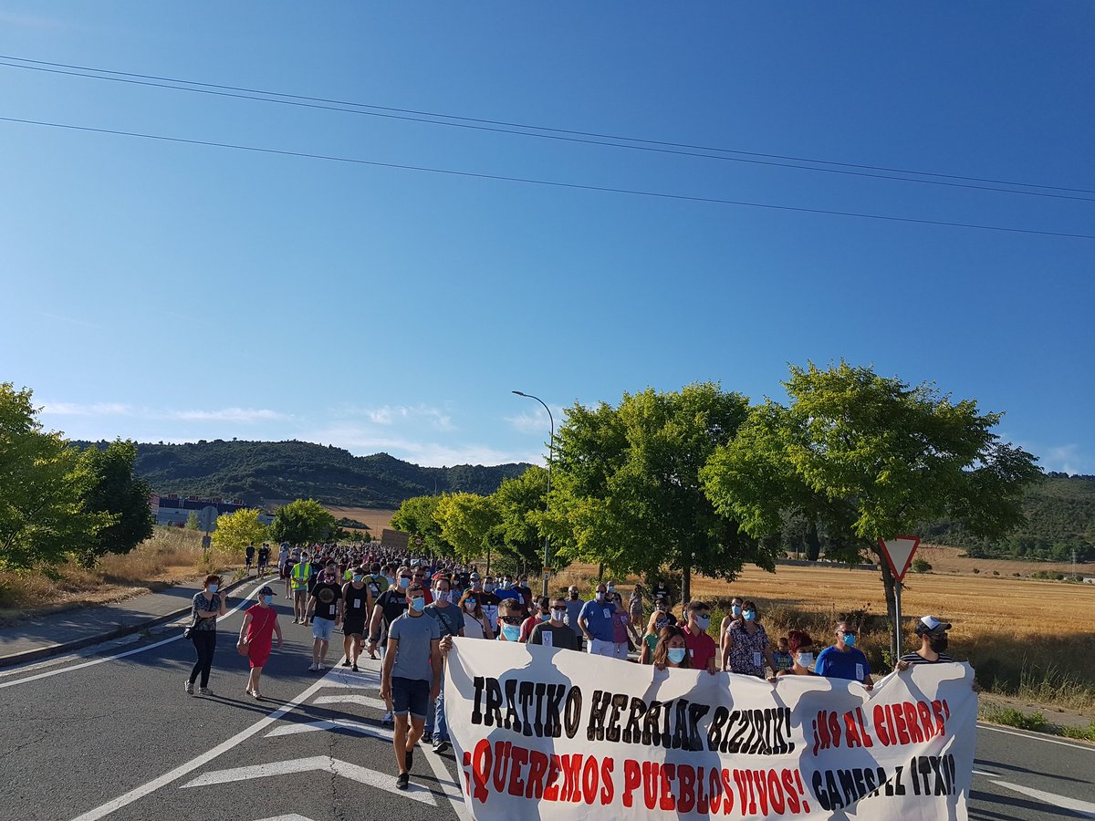 MANIFESTAZIOA!

NO AL CIERRE DE GAMESA!
GAMESA EZ ITXI

IRATIKO HERRIAK BIZIRIK!
#gamesaEzItxi