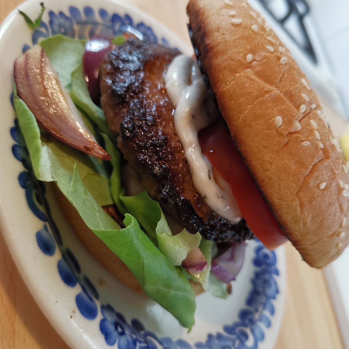 LocalRudeBoy's tweet photo. Homemade Burgers fresh off the stove

#homemadefood #homecookingisthebest #homemadeburgers
#krabbypatty #cookingwithlocal #cookingforgamers #burgers #cookingburgers #spongebobmemes #spongbobcooking #youtubecooking #youtubecookingchannels https://t.co/uEoyPheI1U
