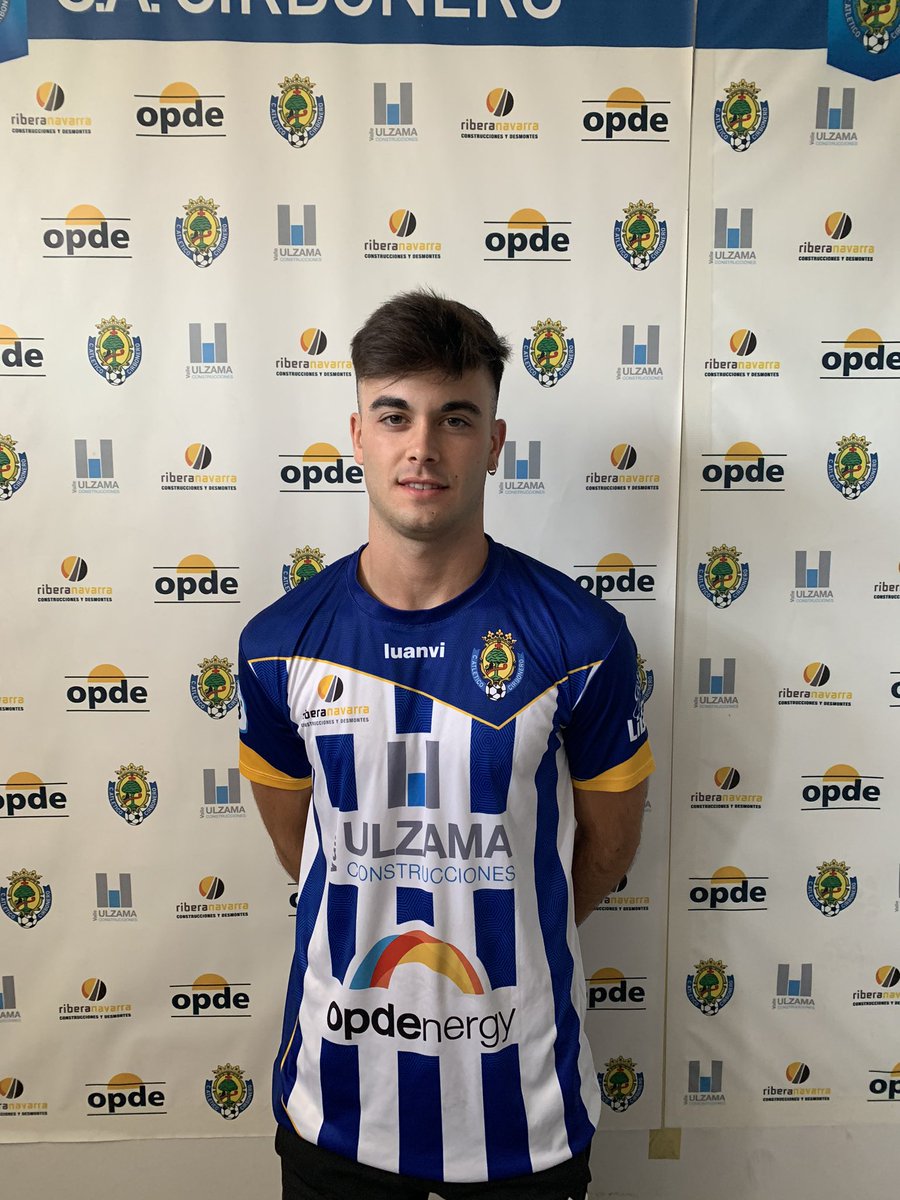 Catlcirbonero's tweet photo. Samuel Belio “POPE” también viene de la Peña Sport, hace la presentación el Cintruenigo. Te deseamos un buen año Samuel. Bienvenido al Cirbonero, Bruno el hermano de Samuel estuvo en el club hace unos años. https://t.co/lDPaXdd5Dg