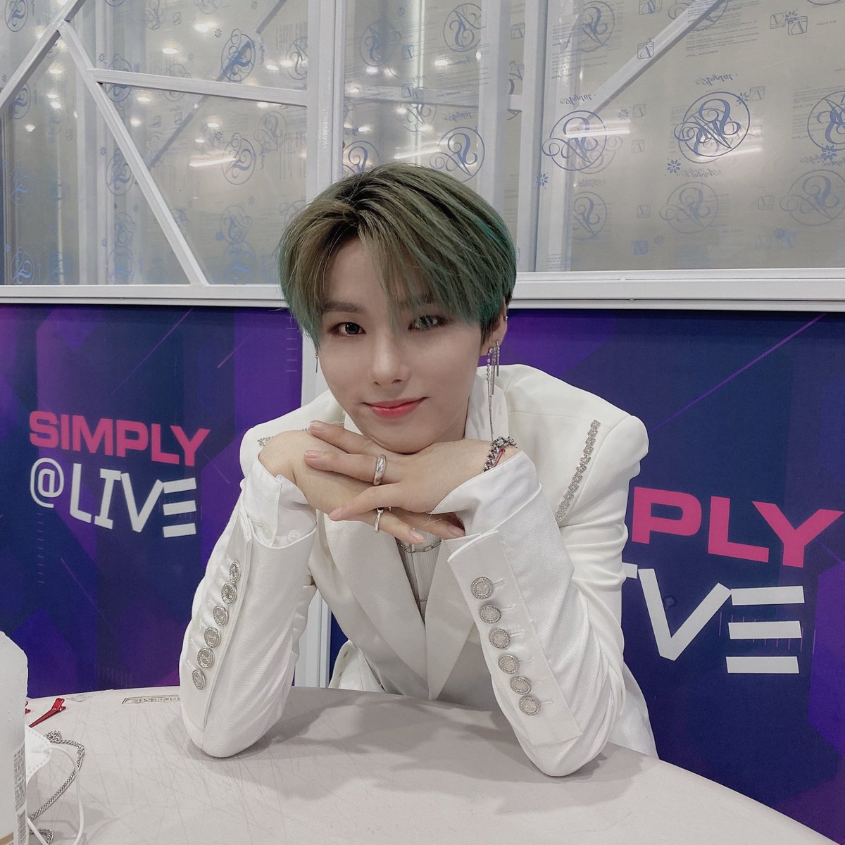 a2tiny's tweet photo. @ymsuii @sanspinkhair That's my baby, Wonhyuk. ๐ญ๐ญ๐ญ๐๐๐๐๐๐
@ELASTofficial #ELASTdebut #ELAST https://t.co/vdXkapesA8