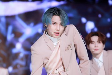 a2tiny's tweet photo. @ymsuii @sanspinkhair That's my baby, Wonhyuk. ๐ญ๐ญ๐ญ๐๐๐๐๐๐
@ELASTofficial #ELASTdebut #ELAST https://t.co/vdXkapesA8