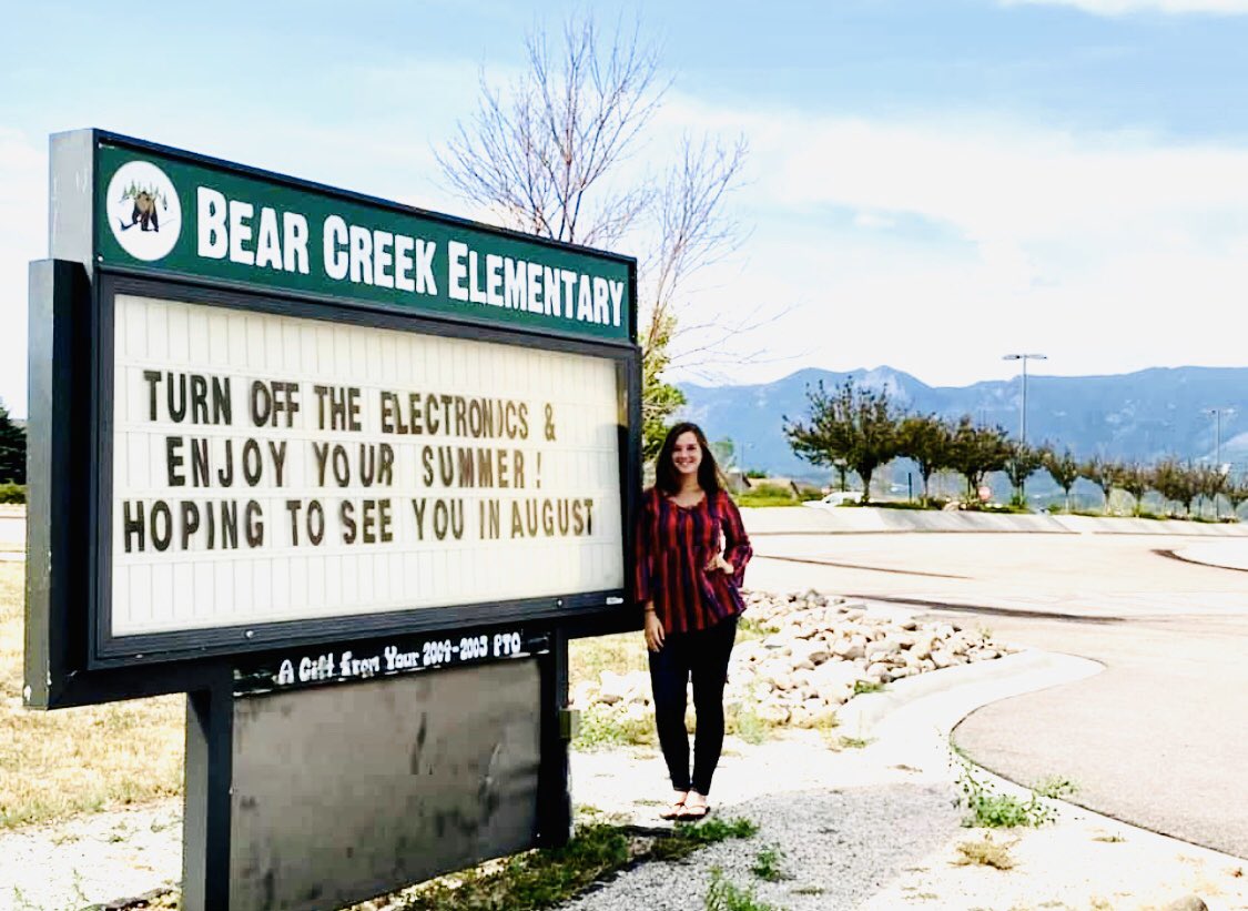 MercyhurstEduc's tweet photo. Another @MercyhurstU @HurstAlumni is about to change the world through teaching! 🌎🎨 Congratulations to Alexandra Hagberg on her first job teaching Art in Colorado Springs, Colorado. We are so proud! @ahagberg98 #teachanyoneanywhere #firstyearteacher #school #SaturdayVibes https://t.co/fB6DjUTN7S