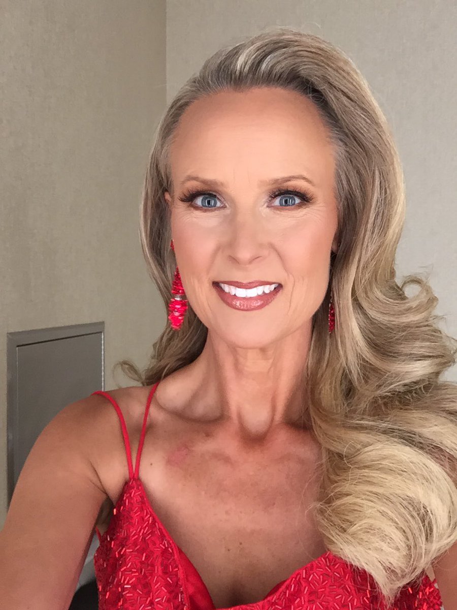 CoastMrs's tweet photo. So loving this Sherri Hill perfect little red cocktail for opening number! It’s sparkles under the stage lights. I am hoping you will  join us live stream tonight for the finals!
#MrsIntl2020 #IntlPageants
#MrsInternational
#FollowYourHeartEC https://t.co/LTR1zqd9YX