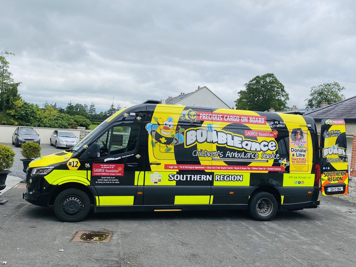 Irishbiltong's tweet photo. What a fabulous afternoon with @NetworkKildare ladies and friends at the beautiful @Ballykealeyhou1 raising much needed funds for @BUMBLEance 🐝
#PowerWithin #BumbleANCE #NetworkIreland #NetworkKildare 🐝 🐝 https://t.co/gVijNLnaib