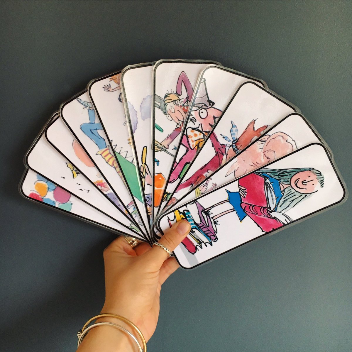 miss_vangelder's tweet photo. Thank you @yesmissdaniel for these gorgeous Quentin Blake bookmarks! We are learning about Roald Dahl this year so they are just perfect ☺️🌟✨
You can download these for free from @yesmissdaniel TES 🙌🏻💫 https://t.co/jUEutaAhqc