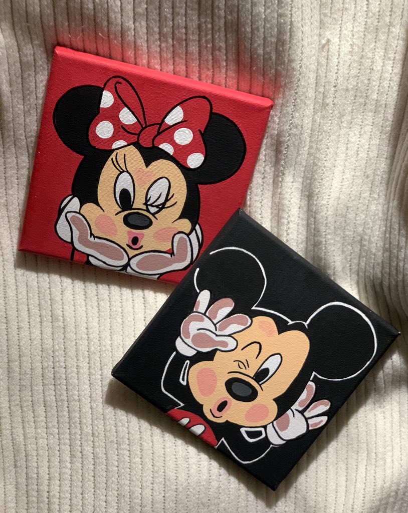 Its_ZahraMS's tweet photo. Mr &amp; Mrs mickey❤️ https://t.co/6bRrvxeGBA