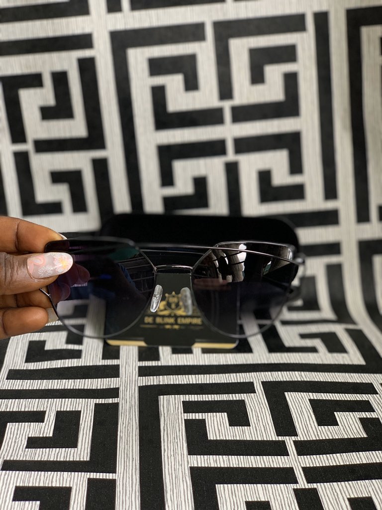 DeblinkEmpire's tweet photo. Shades available as seen
Pls help retweet ๐ฅฐ#DeBlink #deblinkshades #Sunglasses #deblinkstore #everythingdeblink #shadeslovers https://t.co/oU7uWgyVIk