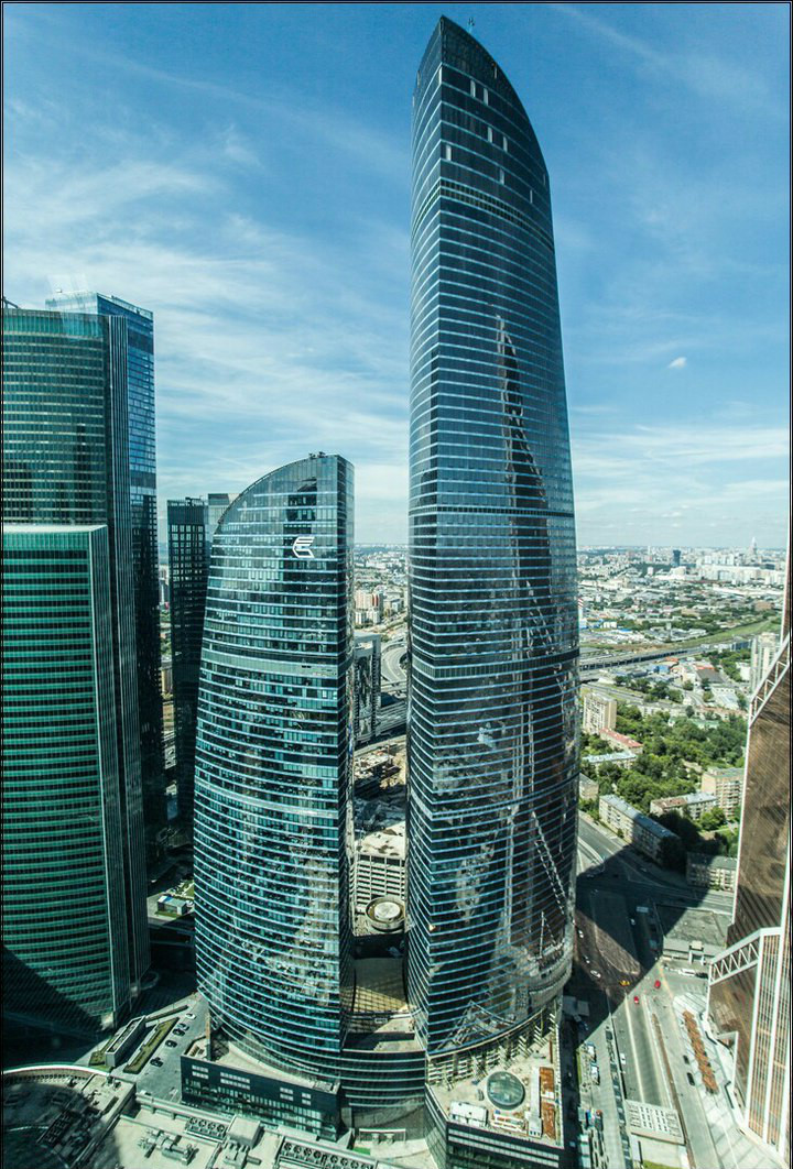 BuildTheEarth_'s tweet photo. The Federation Tower, Moscow 🇷🇺! This tower is a part of the Moscow International Business Complex, a development that is estimated to hold at least 250,000 people when completed in 2024! Built by Erich Maler#4525 for the BTE Project.

#bte #buildtheearth #minecraft https://t.co/BgZpX72U2g