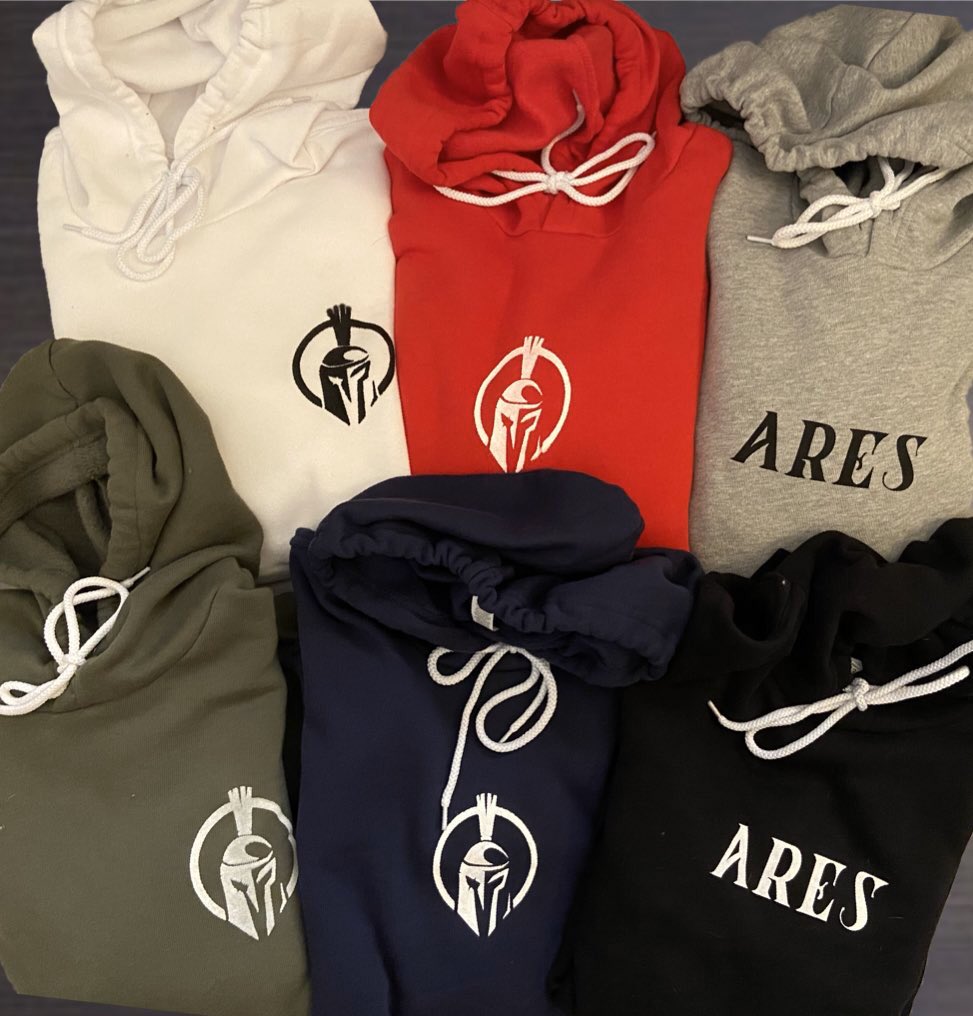 aresfitco's tweet photo. Who wants a hoodie? 👀

Part of our Essentials Collection, available Friday, July 31st.

DM to pre-order https://t.co/mR145uHzTJ