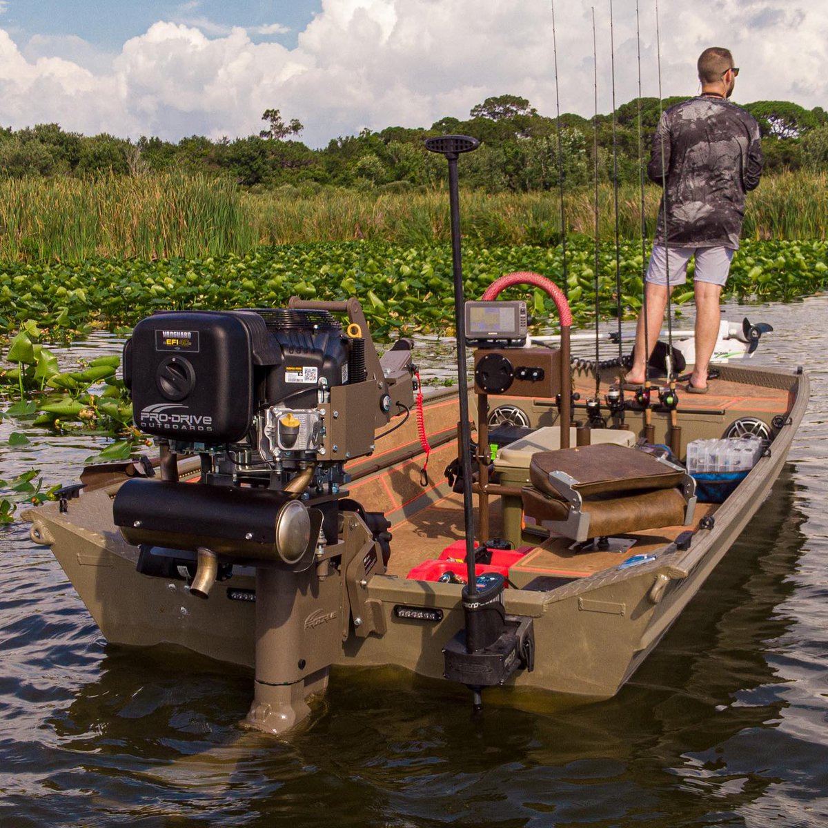 Realtree's tweet image. Go where you don’t belong, Dream Big Academy Sports

 #RealtreeFishing #Academy