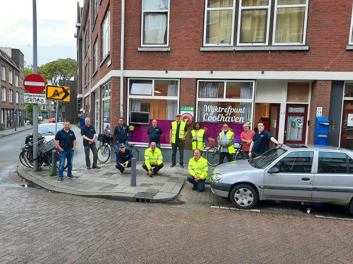 Op verzoek van bewoners van #coolhaveneiland vanavond samen met bewoners en #SMOV extra looproulnde gepland. Thema's: #jeugd #vuilopstraat #parkeren #kapelplein