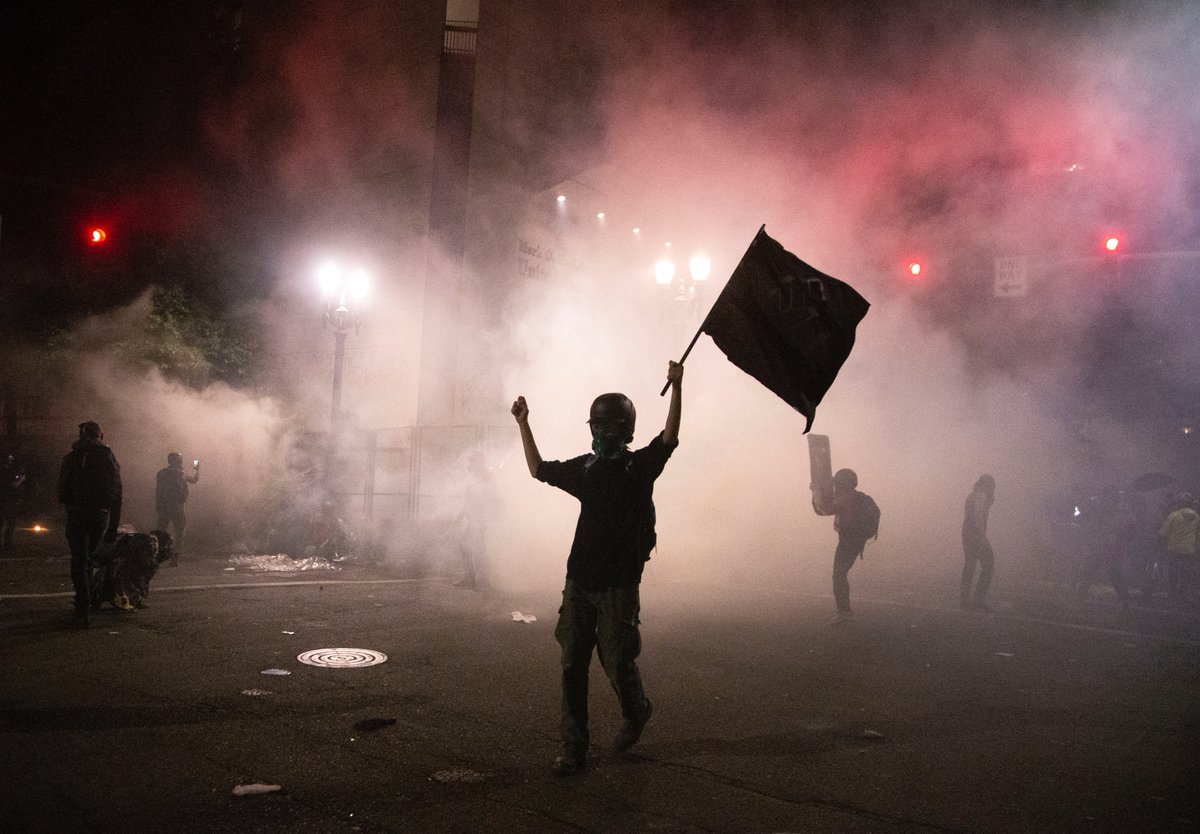 Just uploaded more images from last night's  #PortlandProtest onto the websiteTrump sent the feds to quash Portland’s protests: What we know amid the nightly turmoil  https://www.oregonlive.com/news/2020/07/trump-sent-the-feds-to-quash-portlands-protests-what-we-know-amid-the-nightly-turmoil.html  #PortlandProtests  #PDXprotests  #WallOfVets