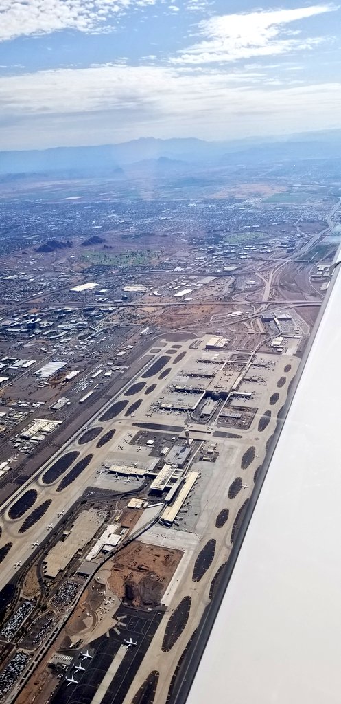 cholubaz's tweet photo. Went up and committed some aviation this morning with my buddy Kieth in his Cirrus. Glendale -Phoenix Bravo transition to Pinal to Maranna and had breakfast. #FlyGa #Cirrus #aviation #Flying https://t.co/NIJt1nr8Hi
