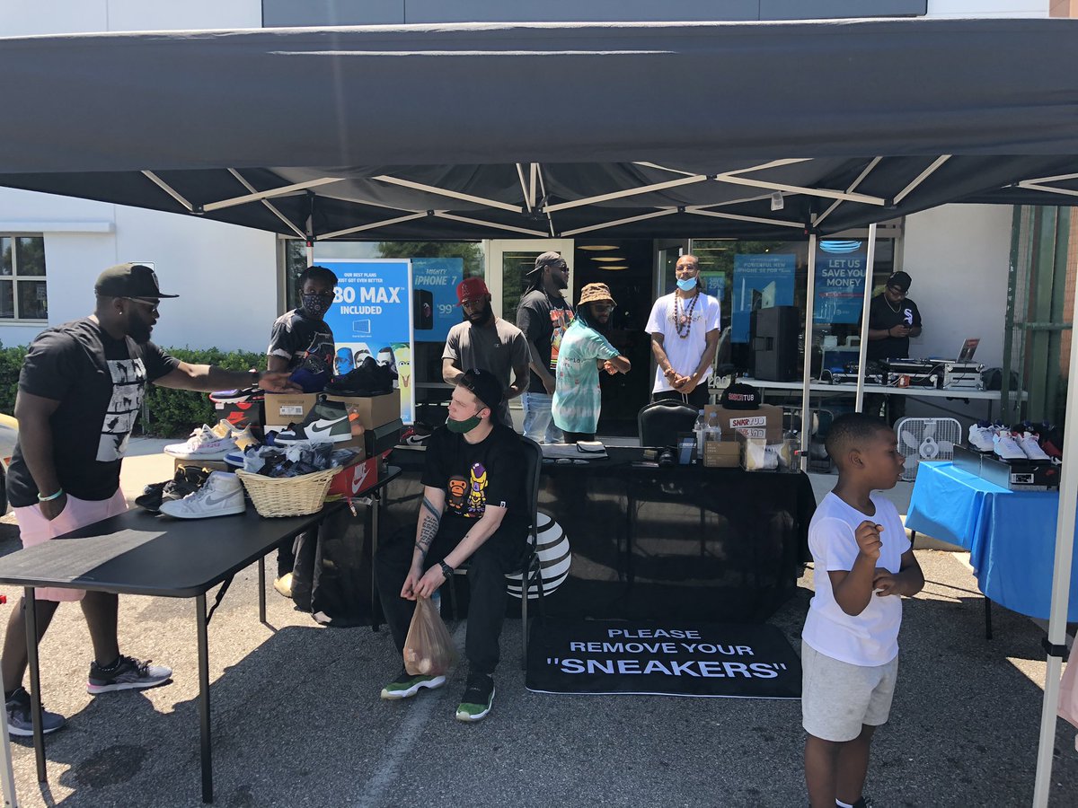 TanyaOkonkwo's tweet photo. Come on out to this Super Saturday Norfolk Foursquare!! It’s lit 🔥 @Nelson_TriggaT @GeorgeYearling @jessegaswintat @brittany_hilker @cjay0908 @DaleB1 @404girl #norfolknuggets #redmillionares #sevencityslayers #dawgpound https://t.co/5JXzeiD5ei