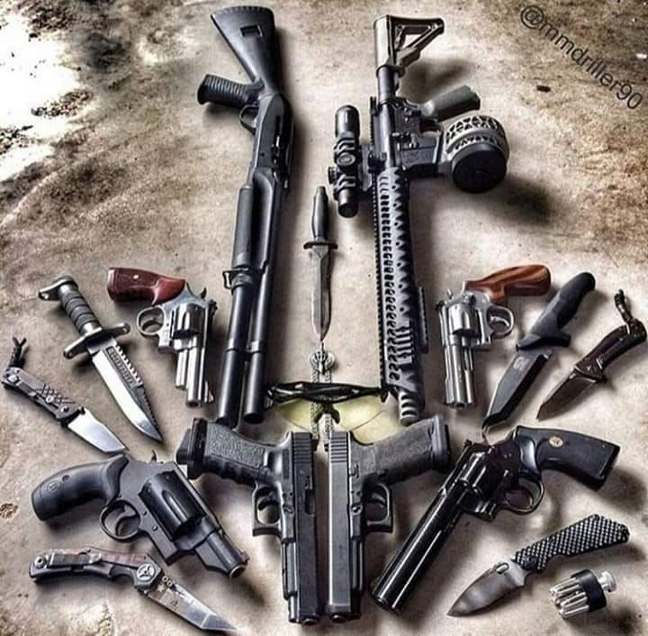 bereli_inc's tweet photo. Which one would you pick? #firearmsphotography #gunphoto #gunphotos #gunpics #gunnuts #2A #gun #personaldefense #EDC #alwaysready #gunsdaily #firearms #guns #a #gunsofinstagram #ar #glock #pistol #tactical #shooting #rifle #pewpewlife #edc https://t.co/kz2hul5cYD