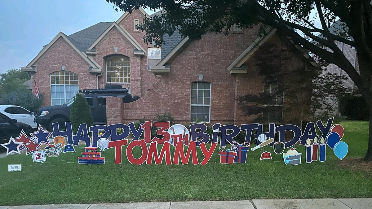 SignsofCelebra1 tweet picture