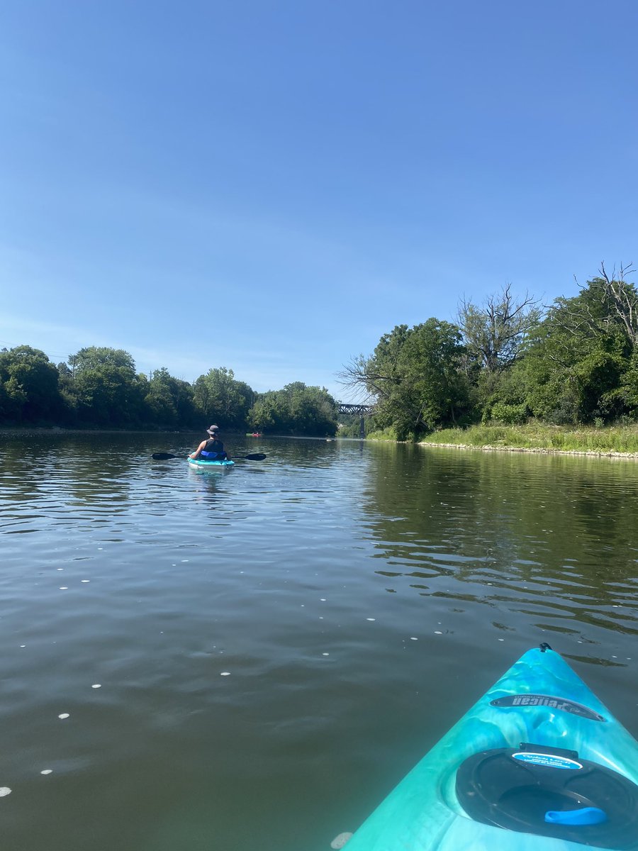 missheather74's tweet photo. Appreciating the amazing things to do right here close to home. Traded our bikes for kayaks today! #brantford #brant #grandriver #kayak #paddle #outside #nature #goodtimesinbrant #riverrats https://t.co/5RYkOq5iNw