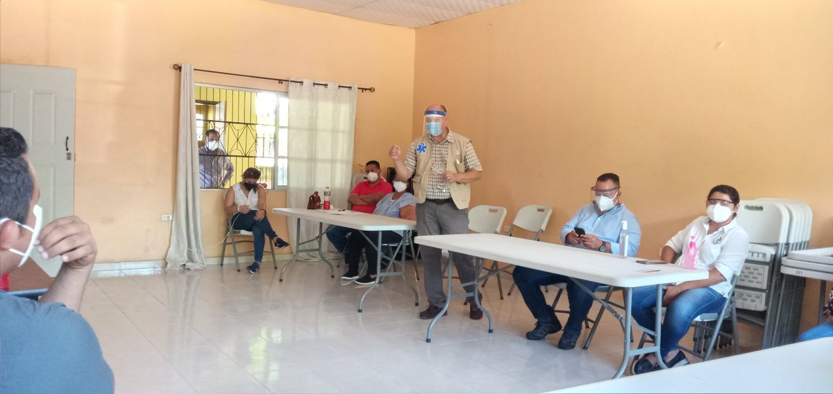 RSCholuteca1's tweet photo. Reunión con la Corporación Municipal y Sociedad Civil del Municipio El Triunfo, seguimiento al plan estratégico y convenio que implementara con fondos Fuerza Honduras del Gobierno de la República @saludhn @AlbaConsueloFl1 @jmpaguada @DrMauriciolivaH @JuanOrlandoH @loucel33 https://t.co/6PUSEALBHt