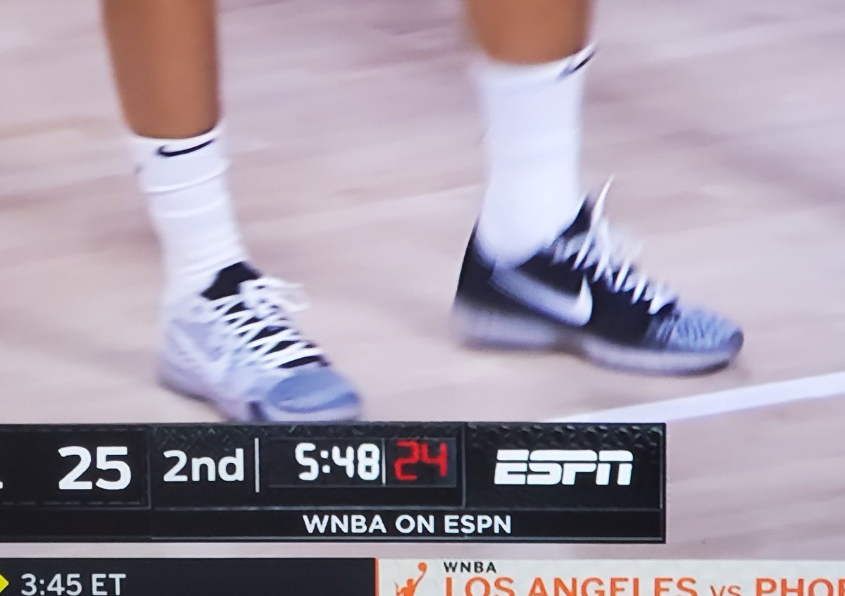 WLHoops_CC's tweet photo. We can't start the next game until we talk about @Alysha_Clark's kicks! 🔥🔥🔥 @seattlestorm #KobeX #Nike https://t.co/GTLJMk5cSz