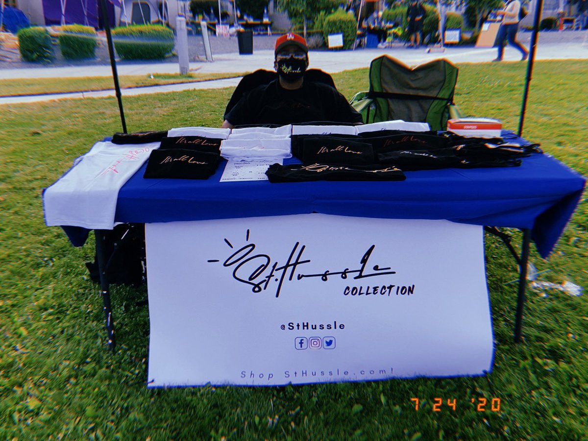 StHussle's tweet photo. COME SEE ME TODAY TACOMA !!!!!
I WANT TO SEE ALL MY PEOPLE ! PULL UP ON ME ! COME CHILL, PURCHASE AND VISIT OTHER BLACK VENDORS!
3pm - 7pm AT WRIGHTS PARK !
#ItsAllLove #SthussleCollection
😇🙏🏾✨💙 https://t.co/GTRYOazTtu