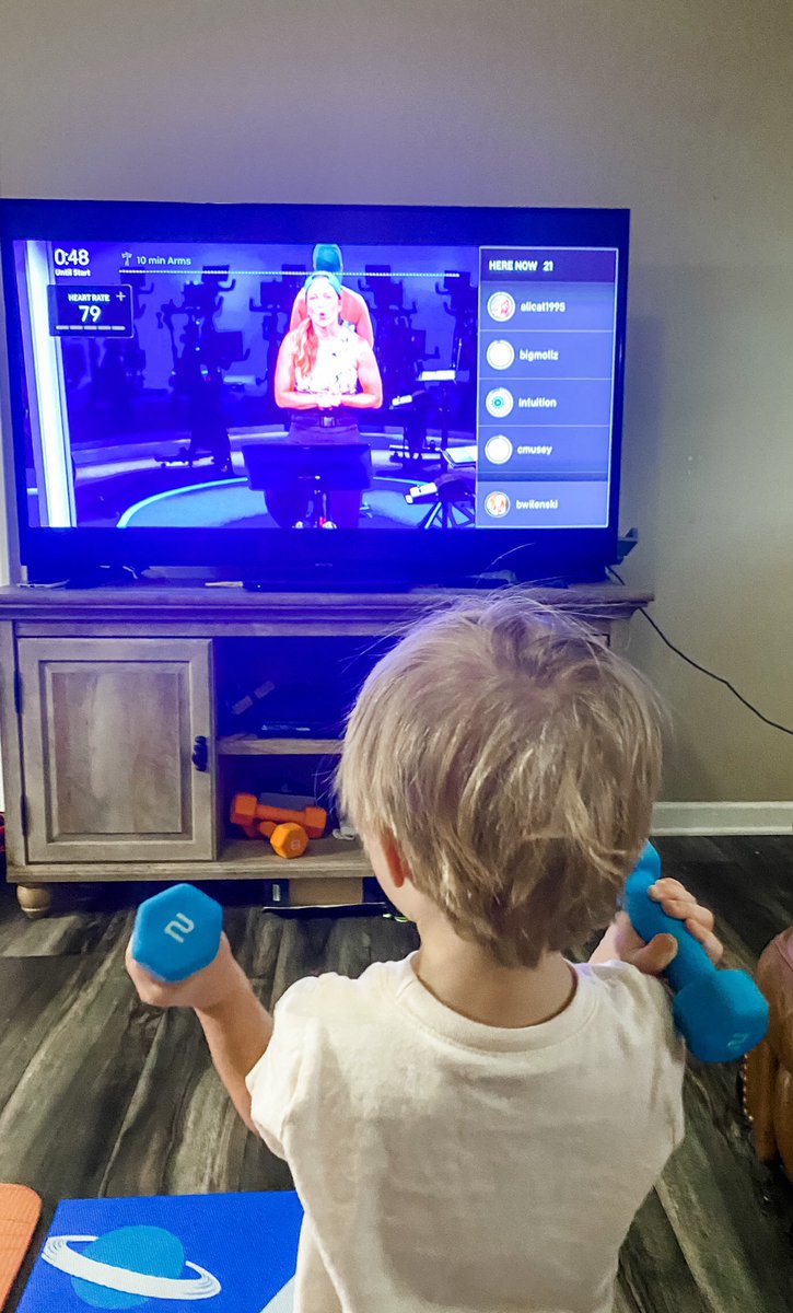 brittwilenski's tweet photo. @emmalovewell check out your littlest fan Jax! He loves to join mommy (and Emma!) for @onepeloton workouts. His favorites are anytime he gets to use his weights and doing the baby cobra 🐍 #pelothon #peloton #pelothon2020 #breakthroughcrew https://t.co/dsyuzkjplq