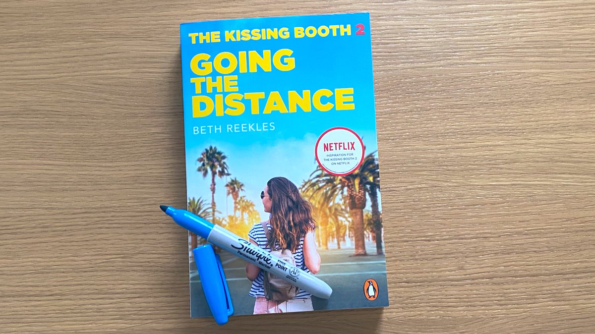 Reekles's tweet photo. GIVEAWAY! ✨ Win a signed copy of The Kissing Booth 2: Going the Distance, to celebrate the release of the movie on Netflix... and being Number 1 in over fifty countries right now! 💋✌️

RT &amp; follow to enter. Open internationally, closes July 31st. https://t.co/g4vZ19ORr0