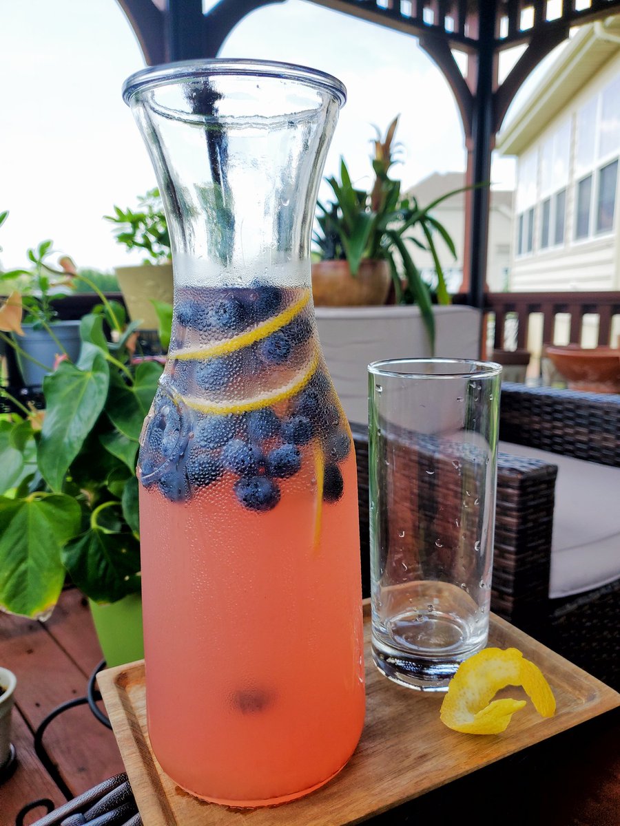 Day 8!  The Gift An album curated by Beyoncé for The Lion King remake.Lion King's setting is loosely based on Kenya, where passion-fruits are native & I used blueberries for Blue Ivy who is featured on this song. Passion-fruit blueberry lemonade. #GoddessOfCarbs