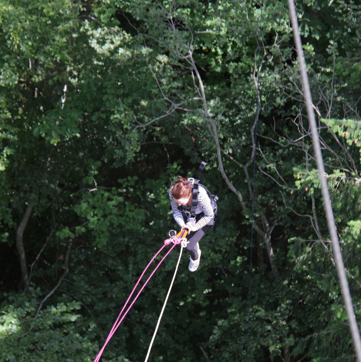 pmusttryharder's tweet photo. Day 207's new thing was a belter: bridge-swinging @bungeescotland! I can't recommend this enough - and it was so great to be out in the world adventuring again.
#trysomethingneweveryday #everydayadventures #bridgeswing #adventure https://t.co/yTuxqyvGpZ