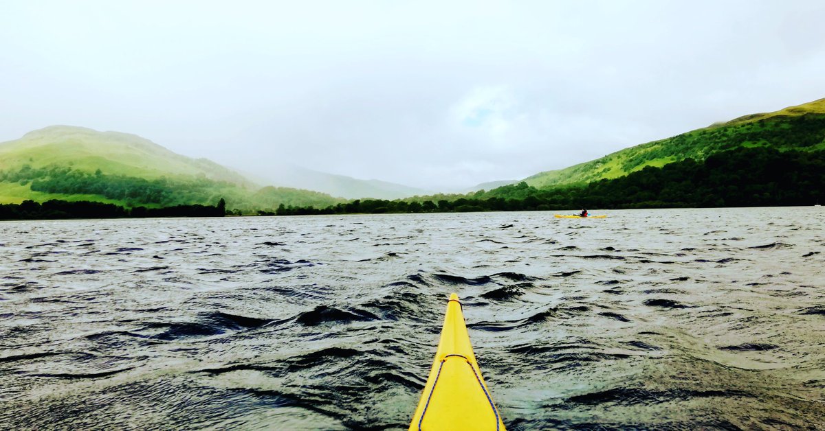 KayakPunk's tweet photo. Enjoying Scotland, Loch Tay today, full of dramatic scenery and exciting weather.

#LochTay #Scotland #OnlyInScotland #whateveryourescape #GoPaddling https://t.co/HyhW7ybqBX