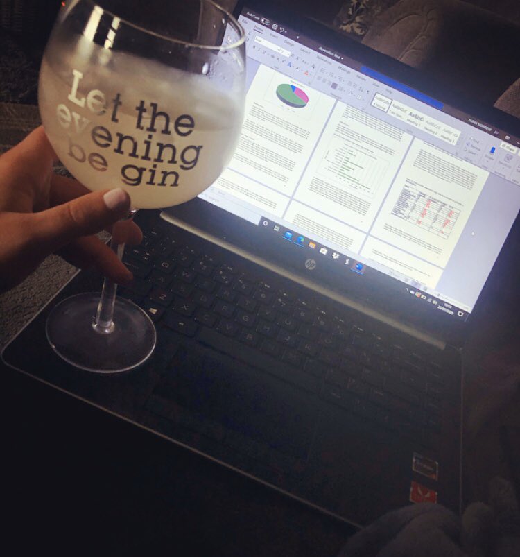 emmamorrow390's tweet photo. I need to invest in a bigger gin glass! #thiswontdo #dissertation #gin #14000words #itstheweekend #nearlyfinished #atthisforhours #msc #mscproblems 😂🍹 #didsomeonesayworklifebalance https://t.co/pGs8YjVXch