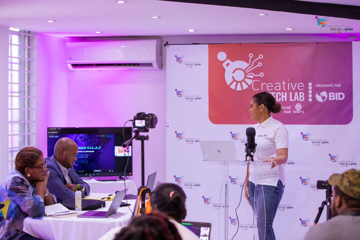 marcalainb's tweet photo. Yesterday, @banjHT hosted the closing ceremony of the #CreativeTechLabHaiti organized by @the_IDB. The pictures are absolutely beautiful 🌟🇭🇹
Congrats again to Autodidacte, Spektak, Tololo Network and VILAJ!
Welcome to the Banj Labs Accelerator! More at: https://t.co/3zYWZntawv https://t.co/86gr2UKqsq