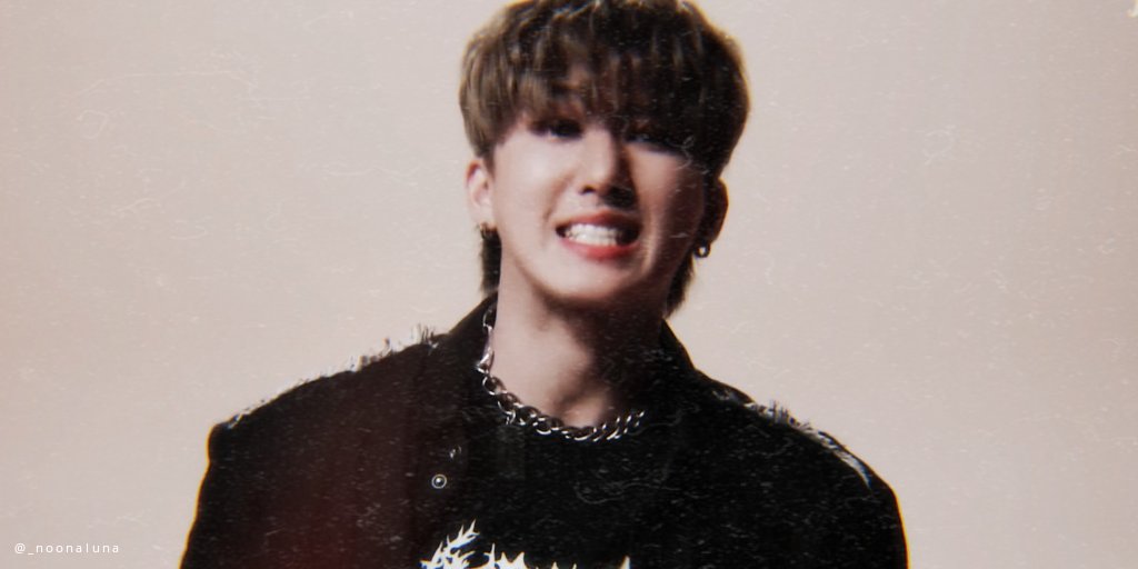 _noonaluna's tweet photo. Hello Stranger: Changbin

#StrayKids #changbin #skz #skz_hellostranger https://t.co/XTzvwxOw4G