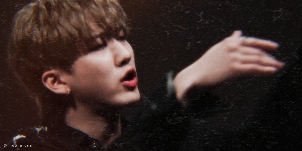 _noonaluna's tweet photo. Hello Stranger: Changbin

#StrayKids #changbin #skz #skz_hellostranger https://t.co/XTzvwxOw4G