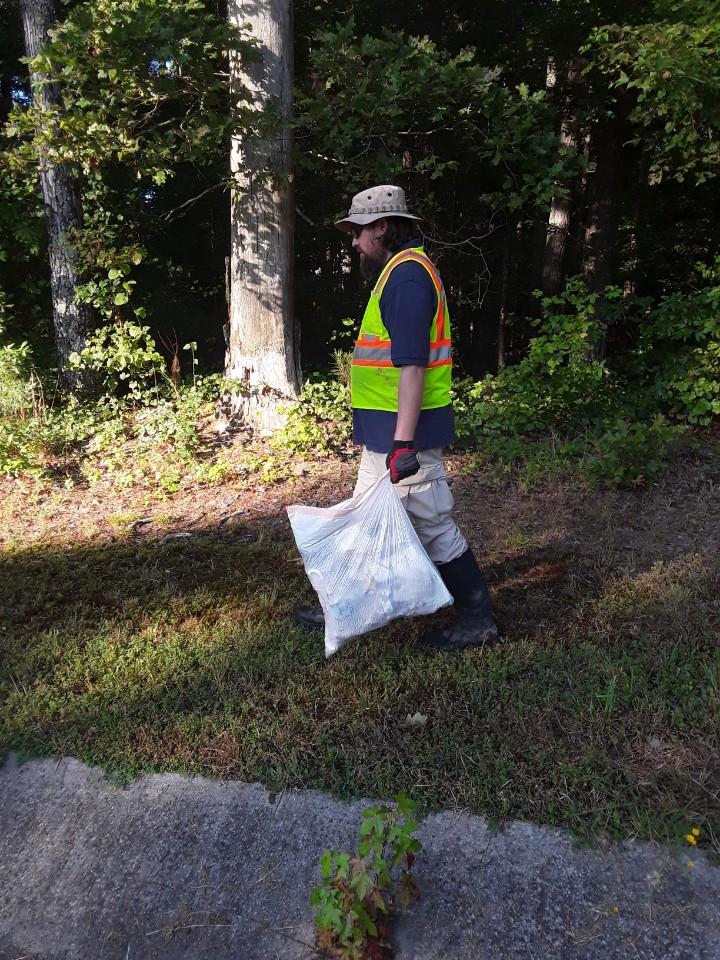 VaressaB's tweet photo. Awesome job Katie and John! They cleaned up 240 lbs of trash near Chandler Road and Tribble Creek! #VirtualCleanup #gwinnettcleanup https://t.co/6I8WhRFd2e