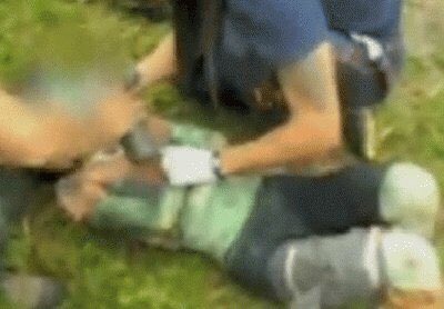 ANTIGOBIERNO4's tweet photo. NIÑOS PISA SUAVE DE LAS FARC Los olvidamos? Pues yo no!
Cómo olvidar a estos niños que eran obligados a ser máquinas de guerra y cometer crímenes atroces 
Qué donde están los culpables?
Sus reclutadores cómo @SandraFARC siguen en impunidad ocupando grandes puestos en el congreso https://t.co/RopOtCvIkj