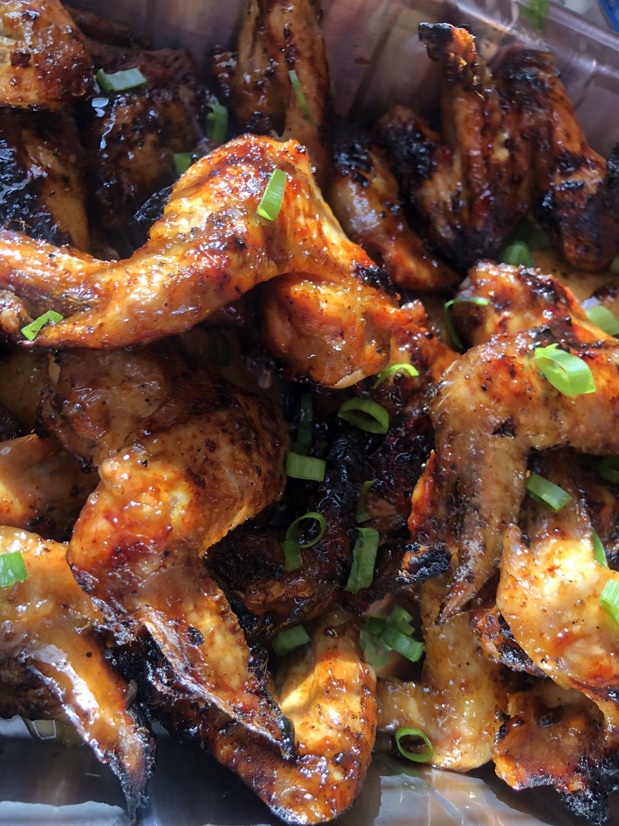 JohnPerryNOhio's tweet photo. Grilled Habanero honey Pineapple chicken wings #BossBytes #BossWinhs https://t.co/5WMMG76s8C