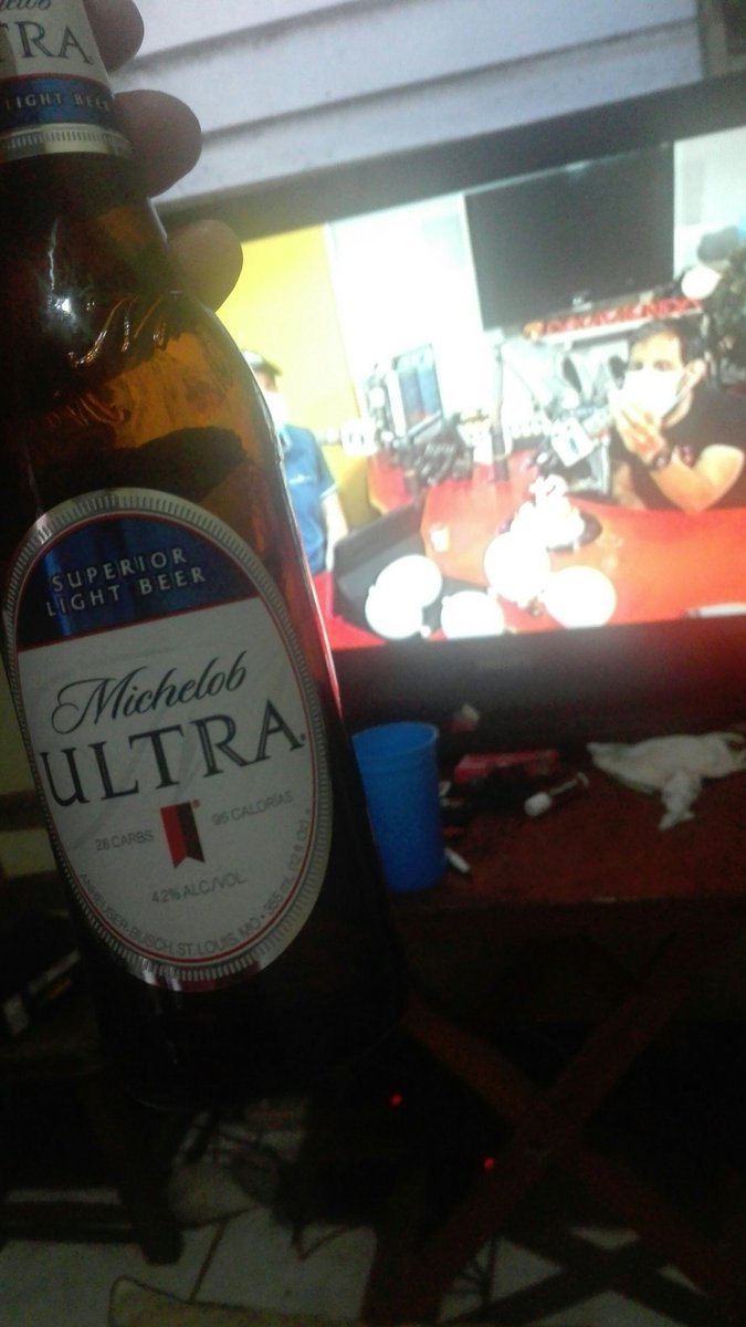 Heber_WL's tweet photo. Ahora ya sé, porque el piiiiiiiiii de @ca_acosta si es grabado ombe @fervarelahn @oazaldivar @achcardona #12LHT BASUKS @binbocruz @NonoElBohemio https://t.co/jDMjA0RTMv